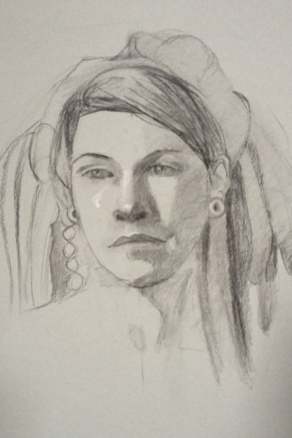 Portrait de femme au crayon